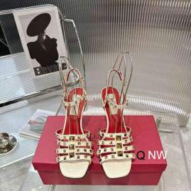 Picture of Valentino Shoes _SKUValentinosz35-40NW040320340